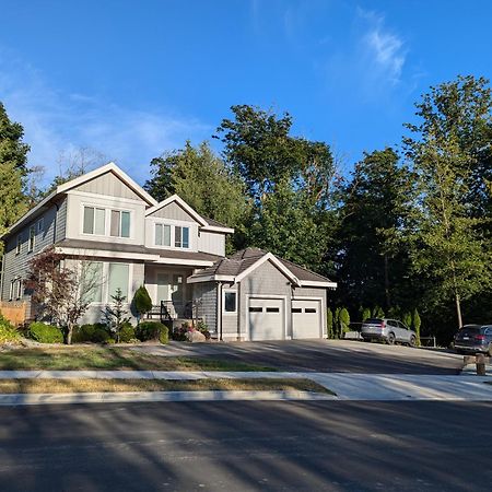 Entire Forest Home Near Nature & Amenities Surrey Extérieur photo